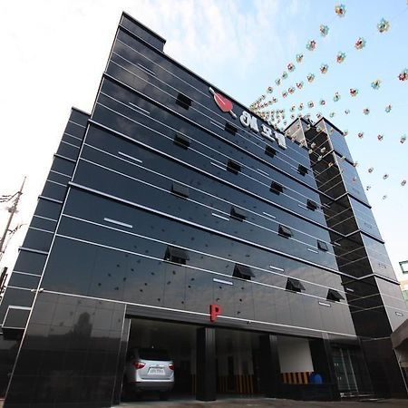 M Motel Pyeongtaek Exterior photo